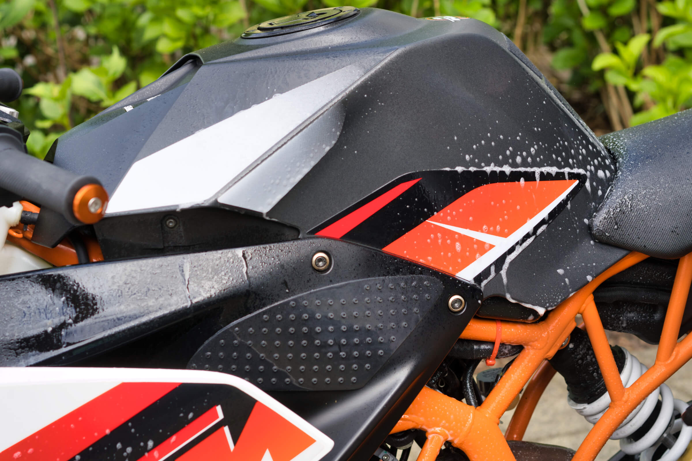 Motul Moto Wash Motorradreiniger E2 Test Motul Moto Wash Motorradreiniger Einwirkzeit