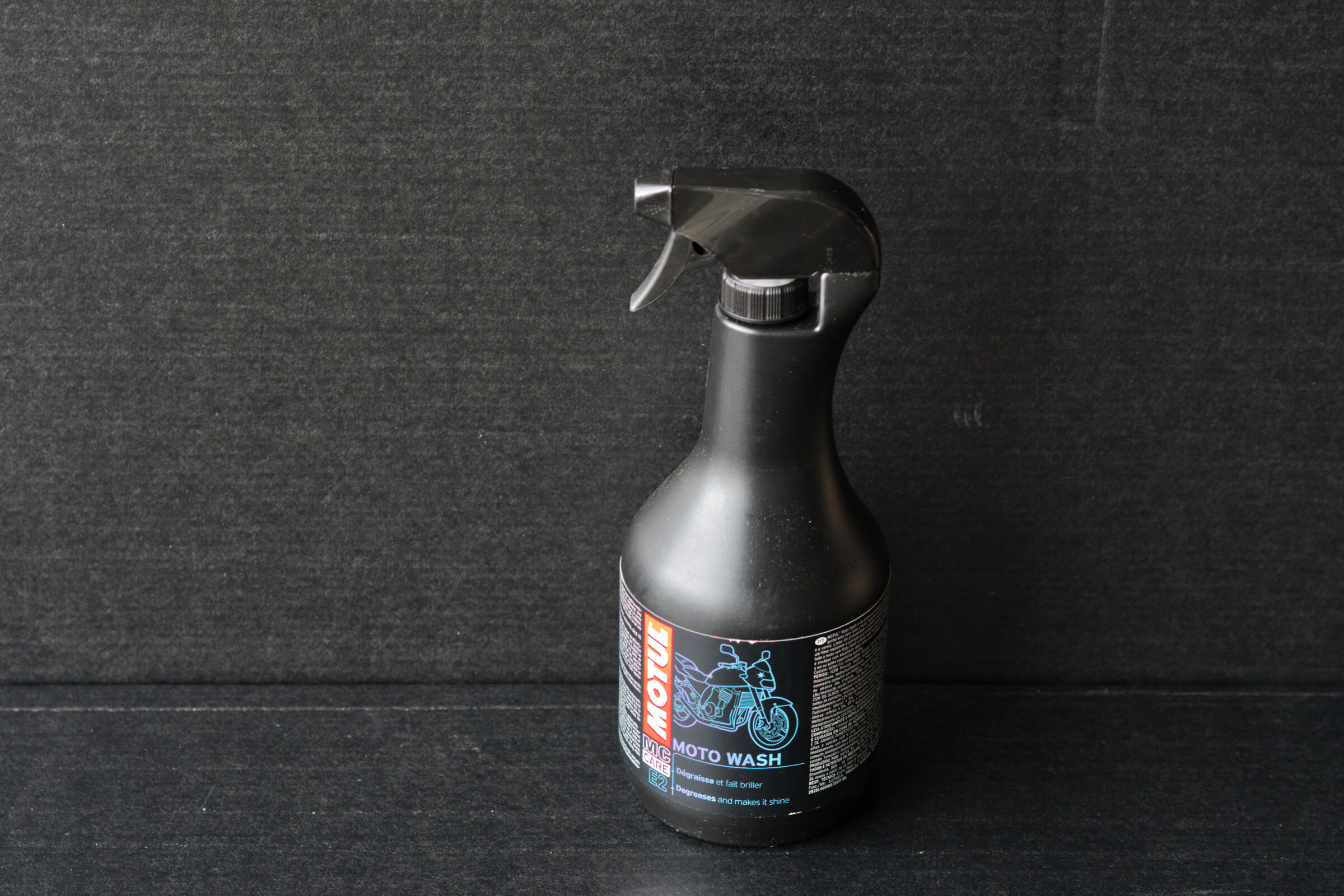 Motul Moto Wash Motorradreiniger E2 Test Motul Moto Wash Motorradreiniger - Washbro.de
