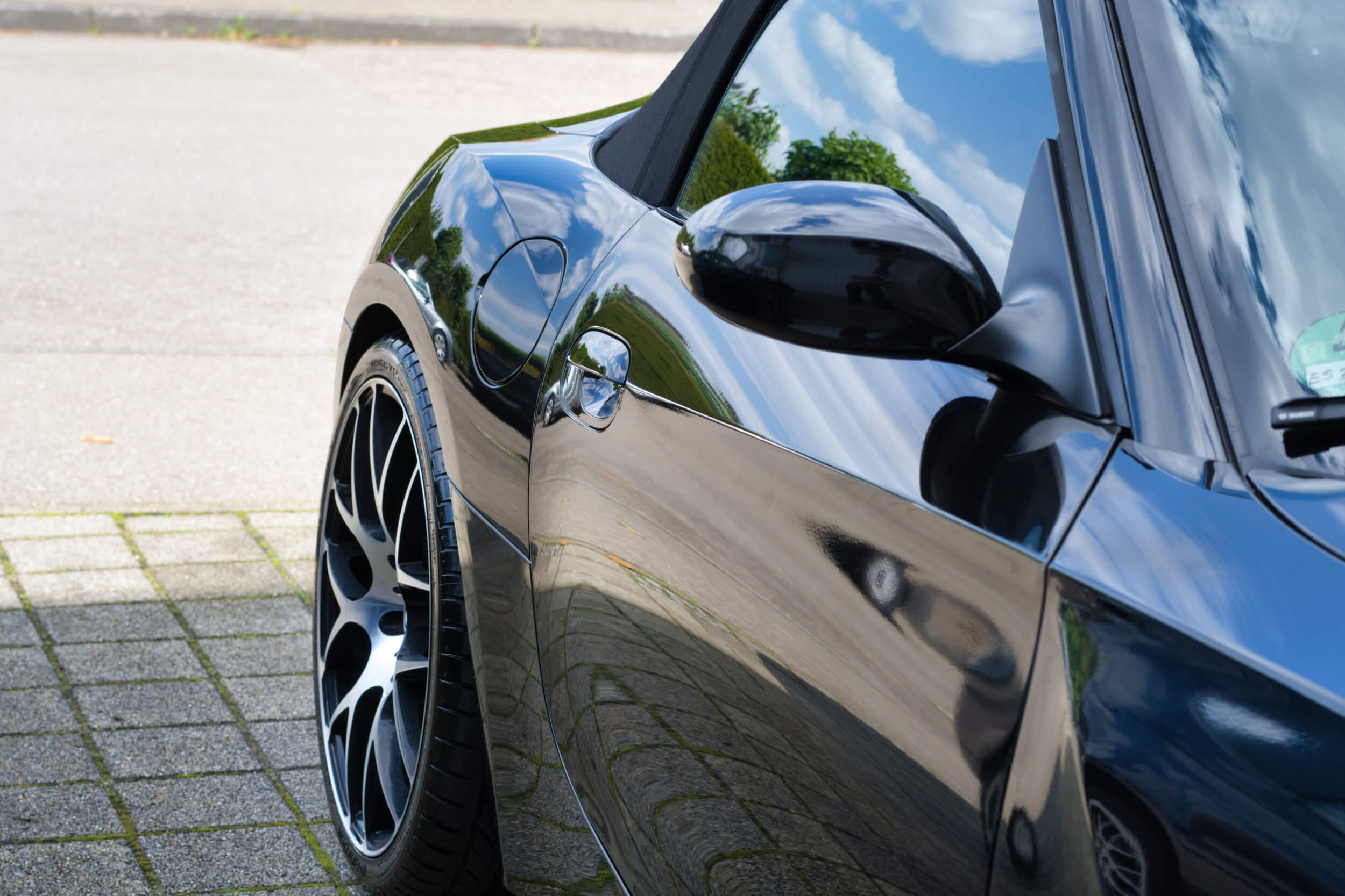 Sonax Xtreme Ceramic Versiegelung vs. Sonax Brilliant Shine Detailer Sonax Xtreme Ceramic Versiegelung Ergebnis