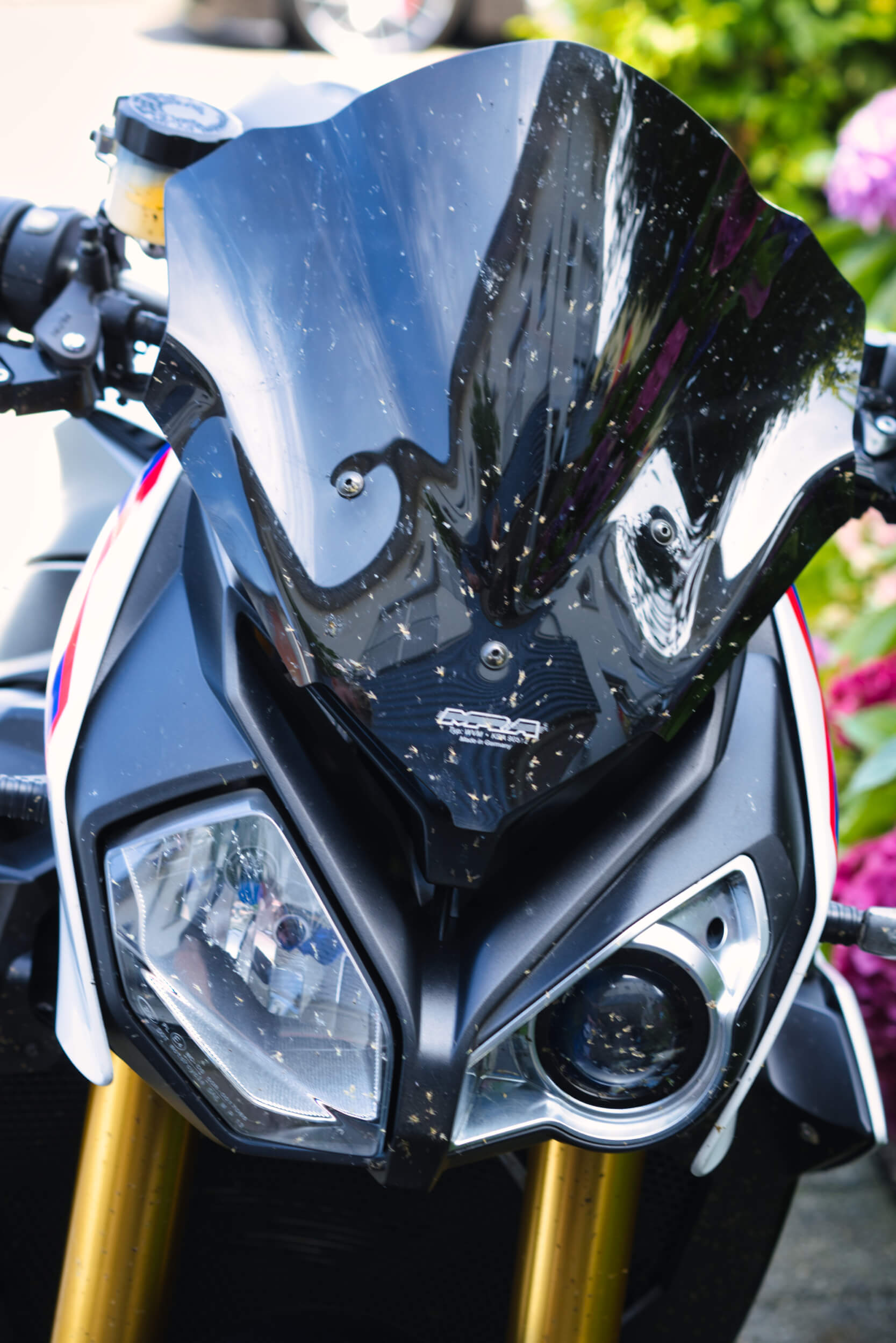 Dr. Wack S100 Motorrad Schnellreiniger Test Dr. Wack S100 Motorrad Schnellreiniger Auftragen
